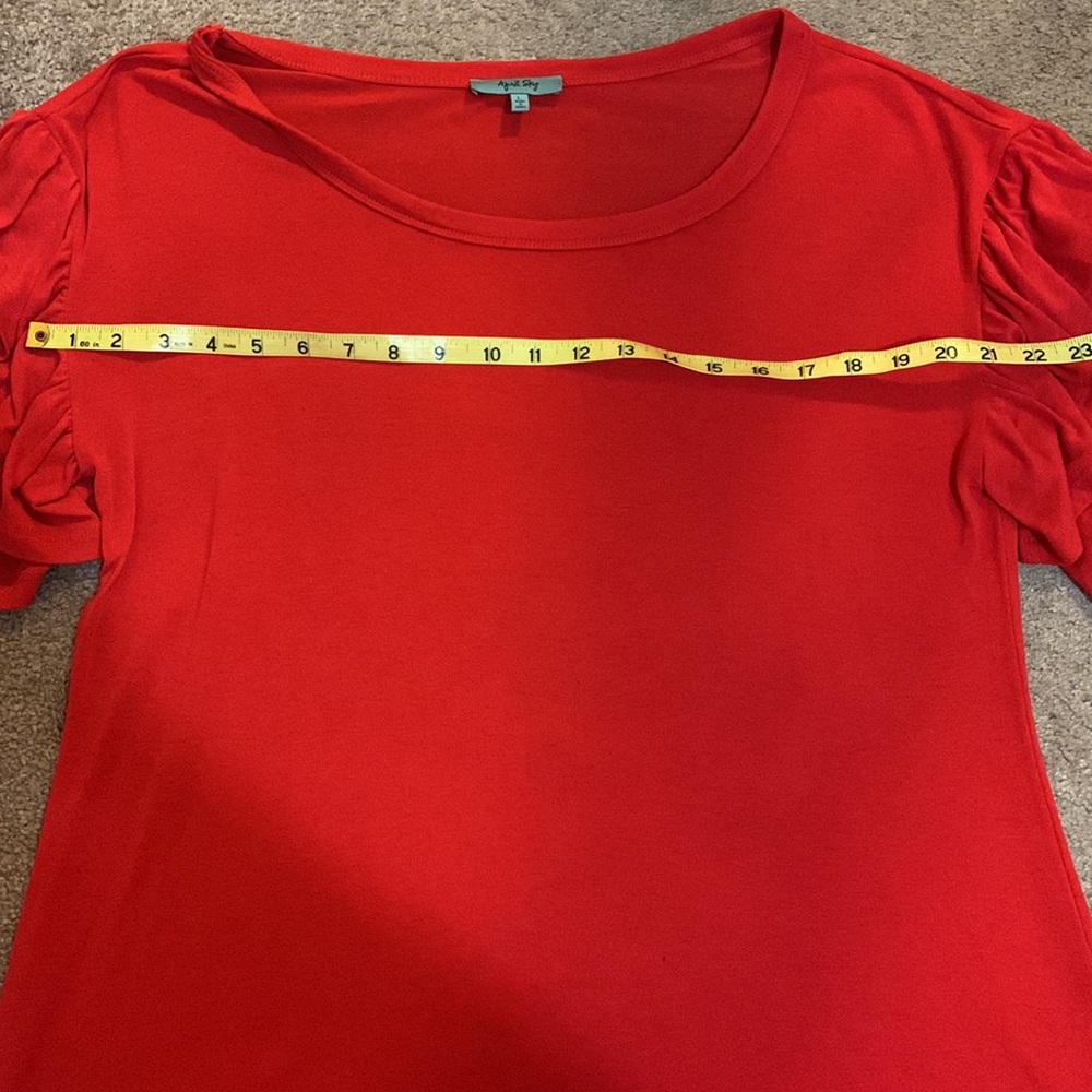 Red Flowy Top With Ruffle Sleeves - Picture 5 of 8